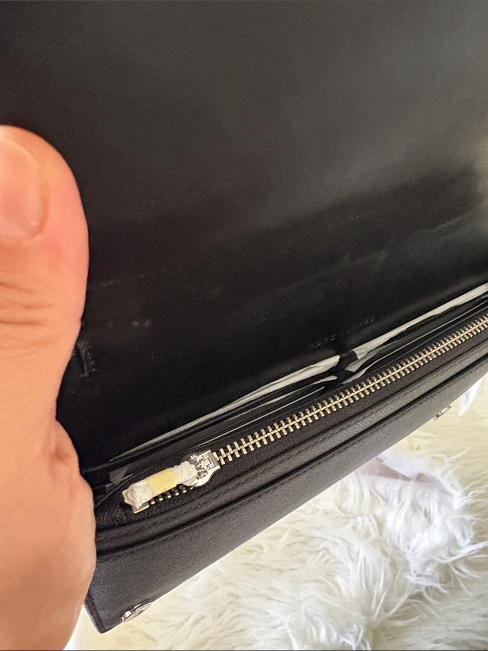 Marc Jacobs Black Leather Crossbody  Bag - Picture 8 of 11